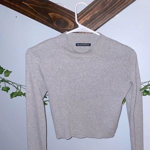brandy melville gray cropped long sleeve